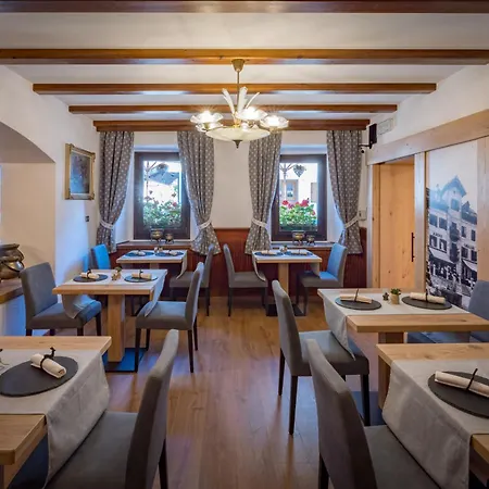 Il Cavallino - & 3*